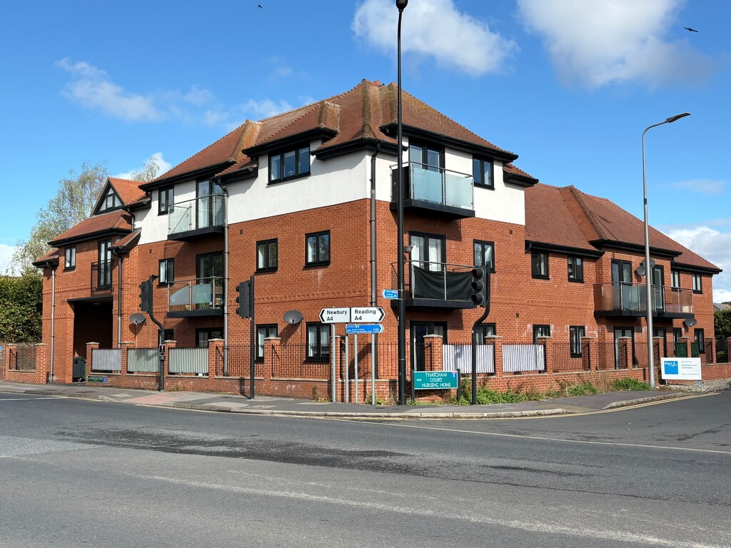 Thatcham Court, Chapel Street